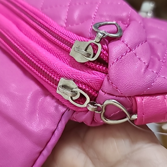 Pink Purse - Picture 8 of 9